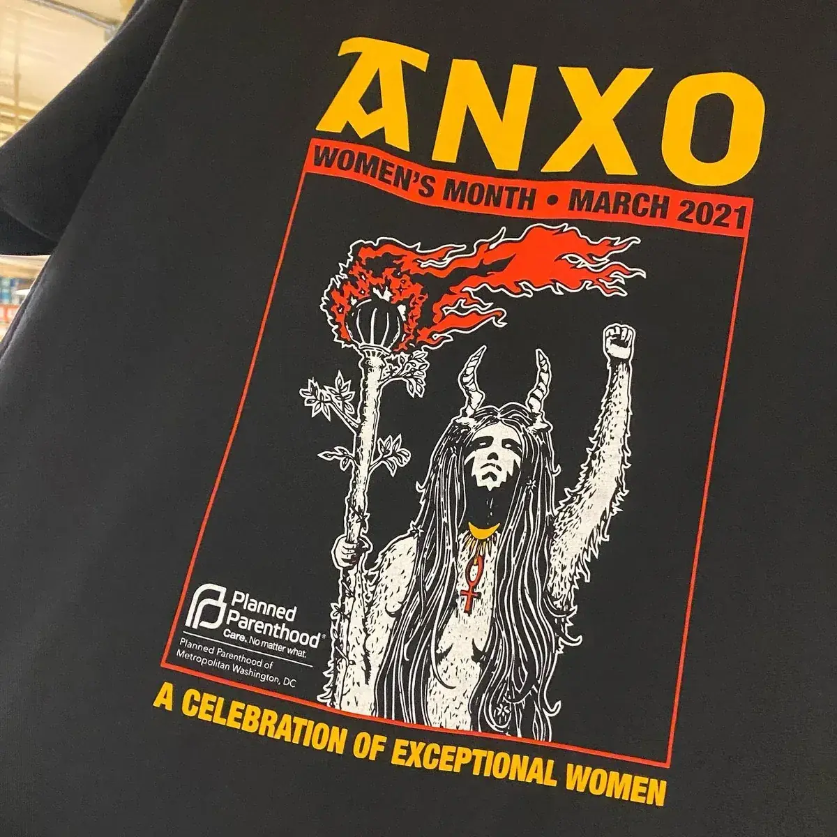 Custom branded t-shirts for site teams — workwear printing Farnborough